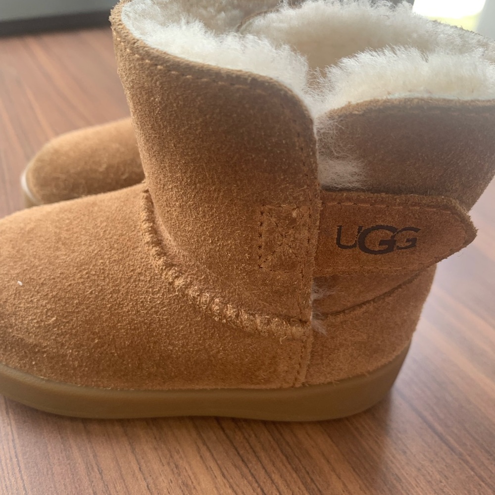 UGG Kids Chestnut Slip-On Sheepskin Slippers